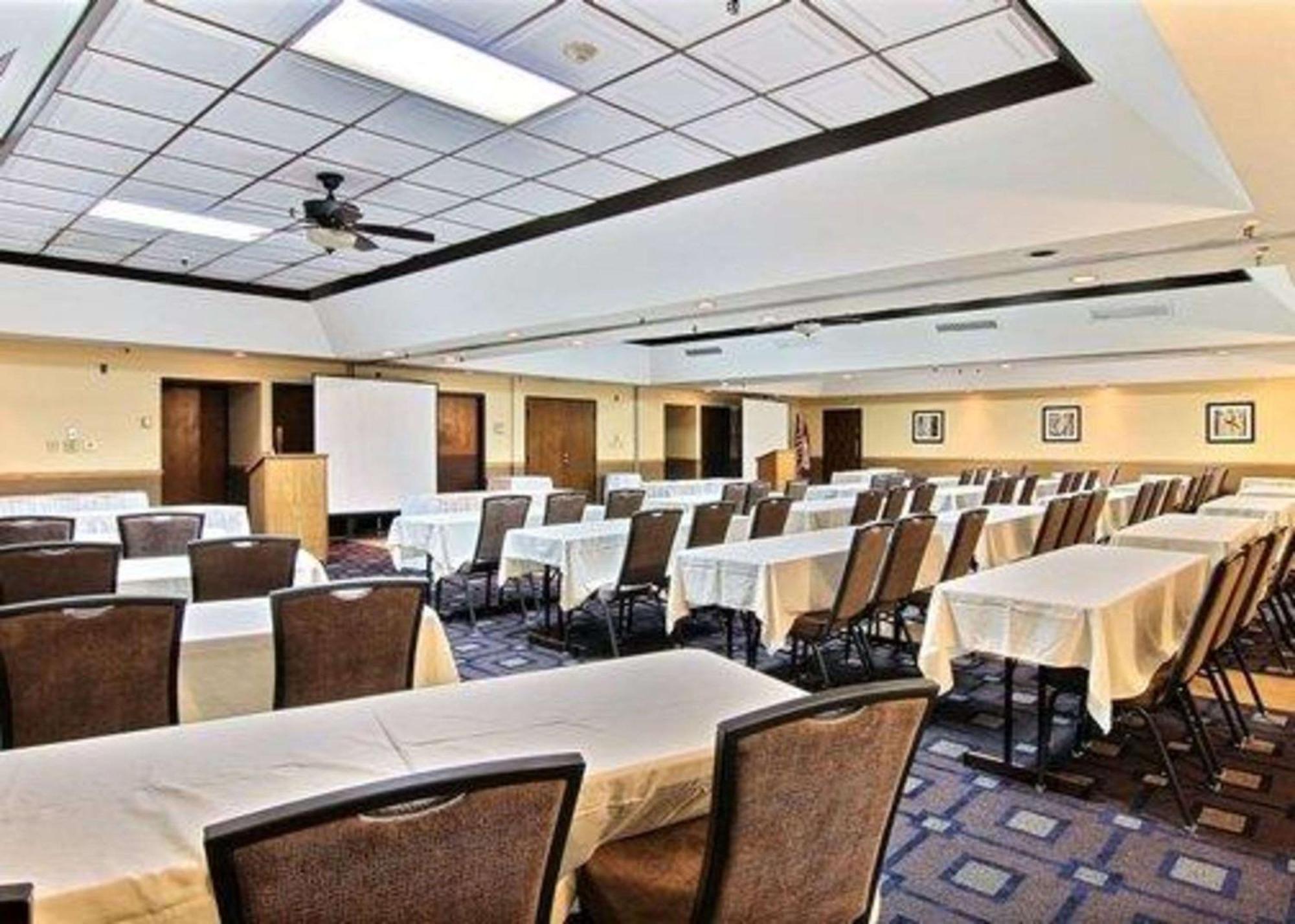 Quality Inn Тиф-Ривер-Фоллз Экстерьер фото