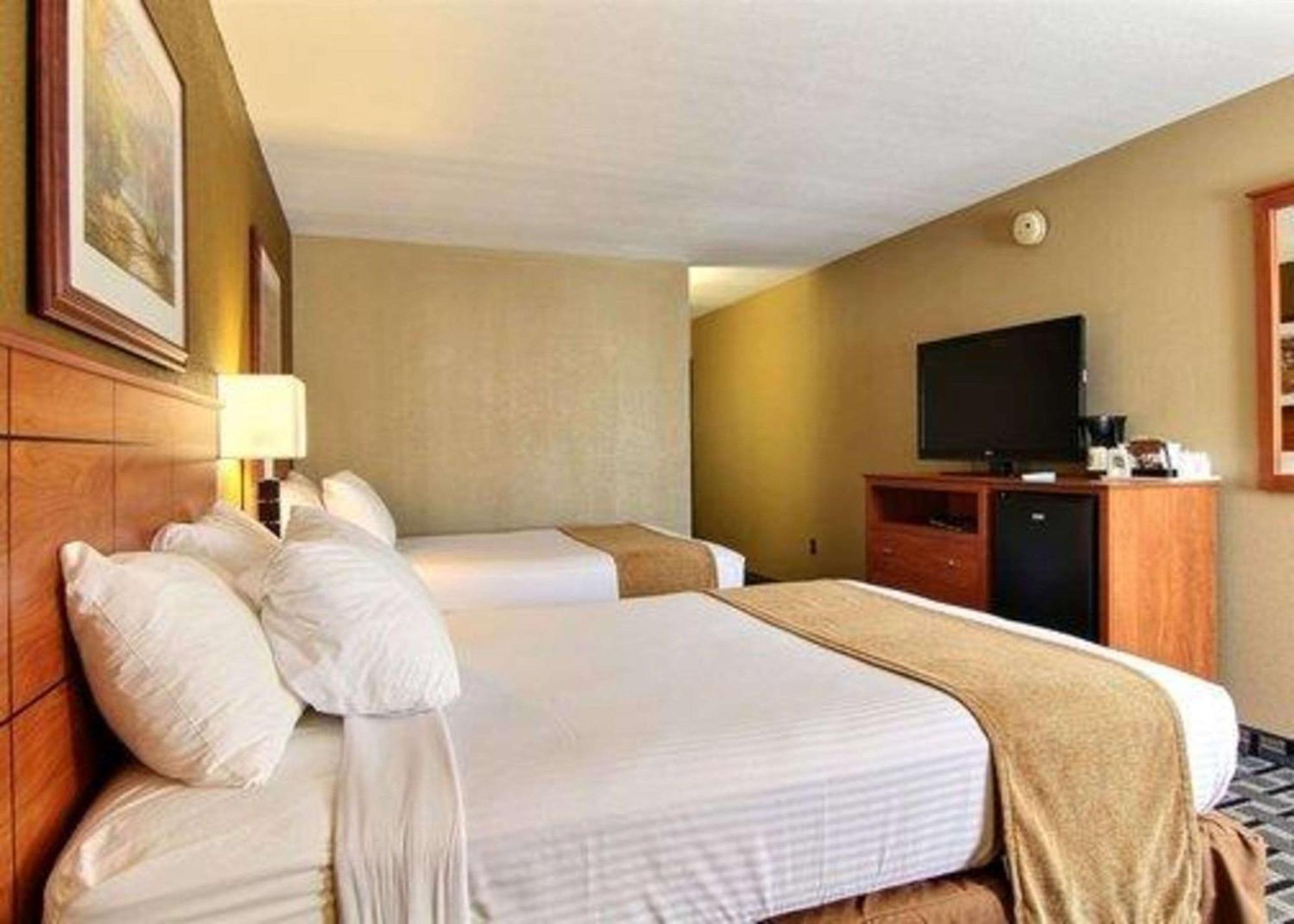 Quality Inn Тиф-Ривер-Фоллз Экстерьер фото