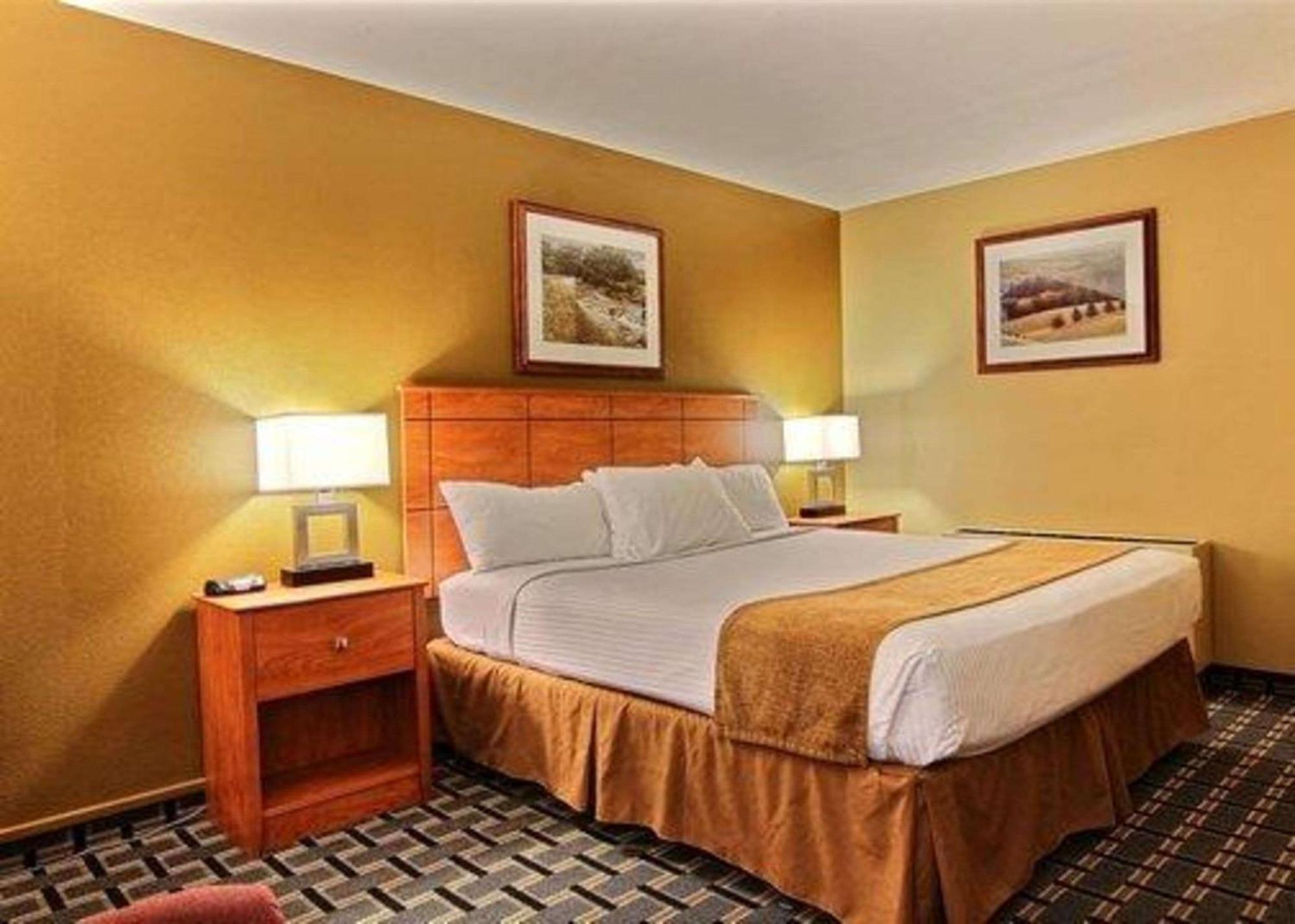 Quality Inn Тиф-Ривер-Фоллз Экстерьер фото