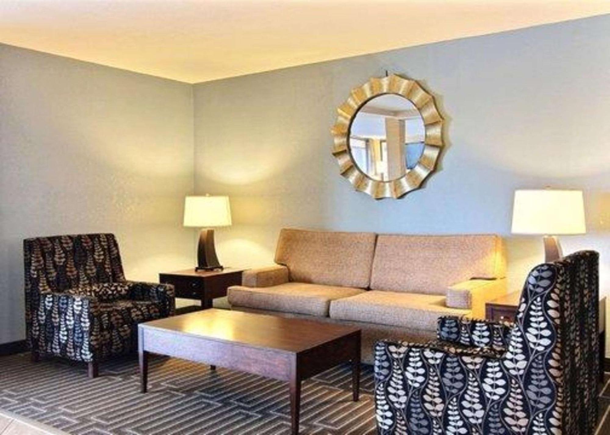 Quality Inn Тиф-Ривер-Фоллз Экстерьер фото