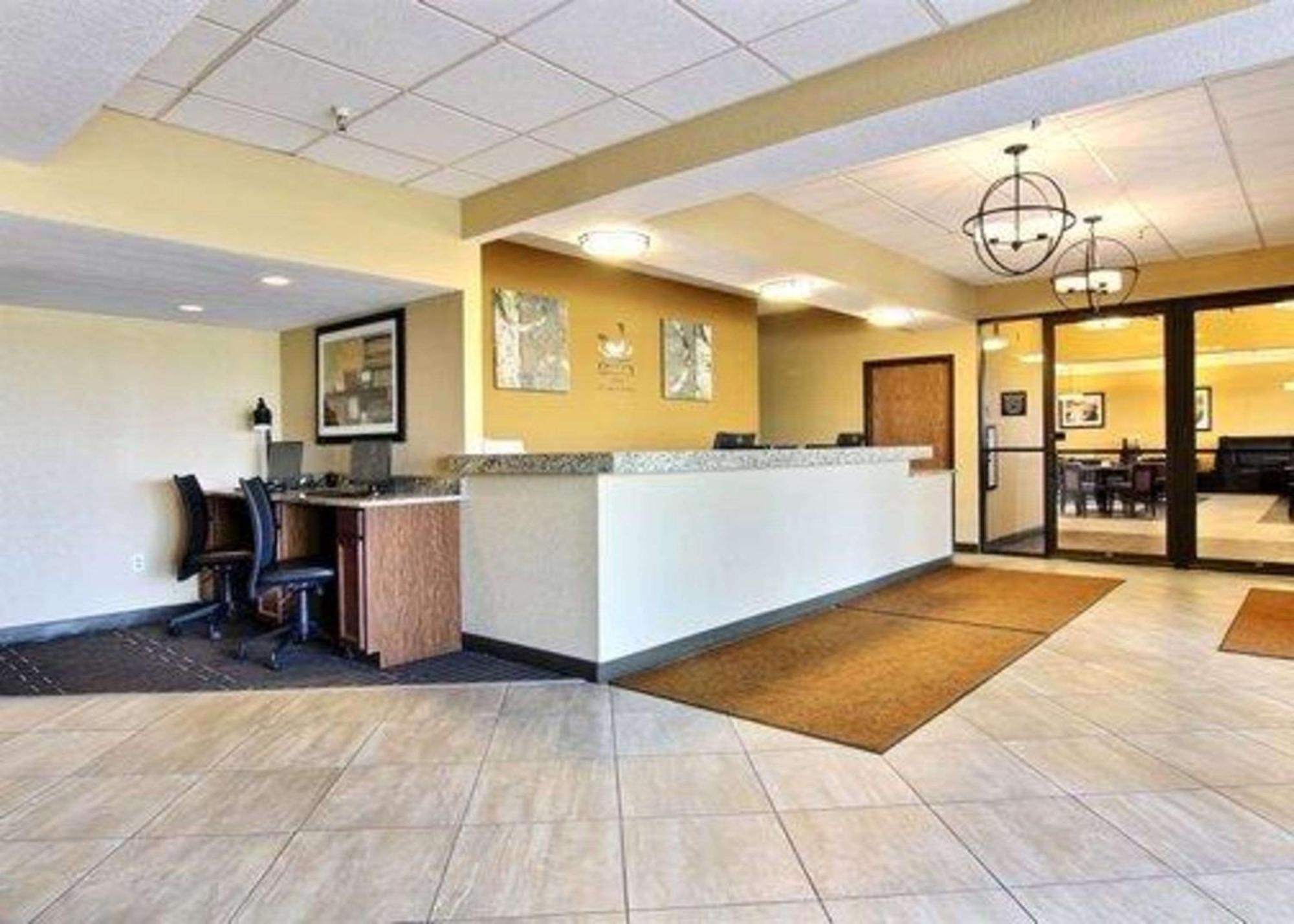 Quality Inn Тиф-Ривер-Фоллз Экстерьер фото